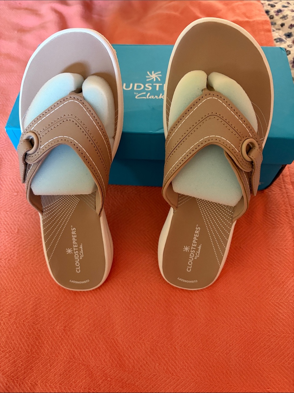 Cloudsteppers by Clarks Tan and White Women's Sandals